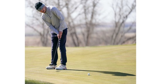 MCC golfers finish fourth at home tournament